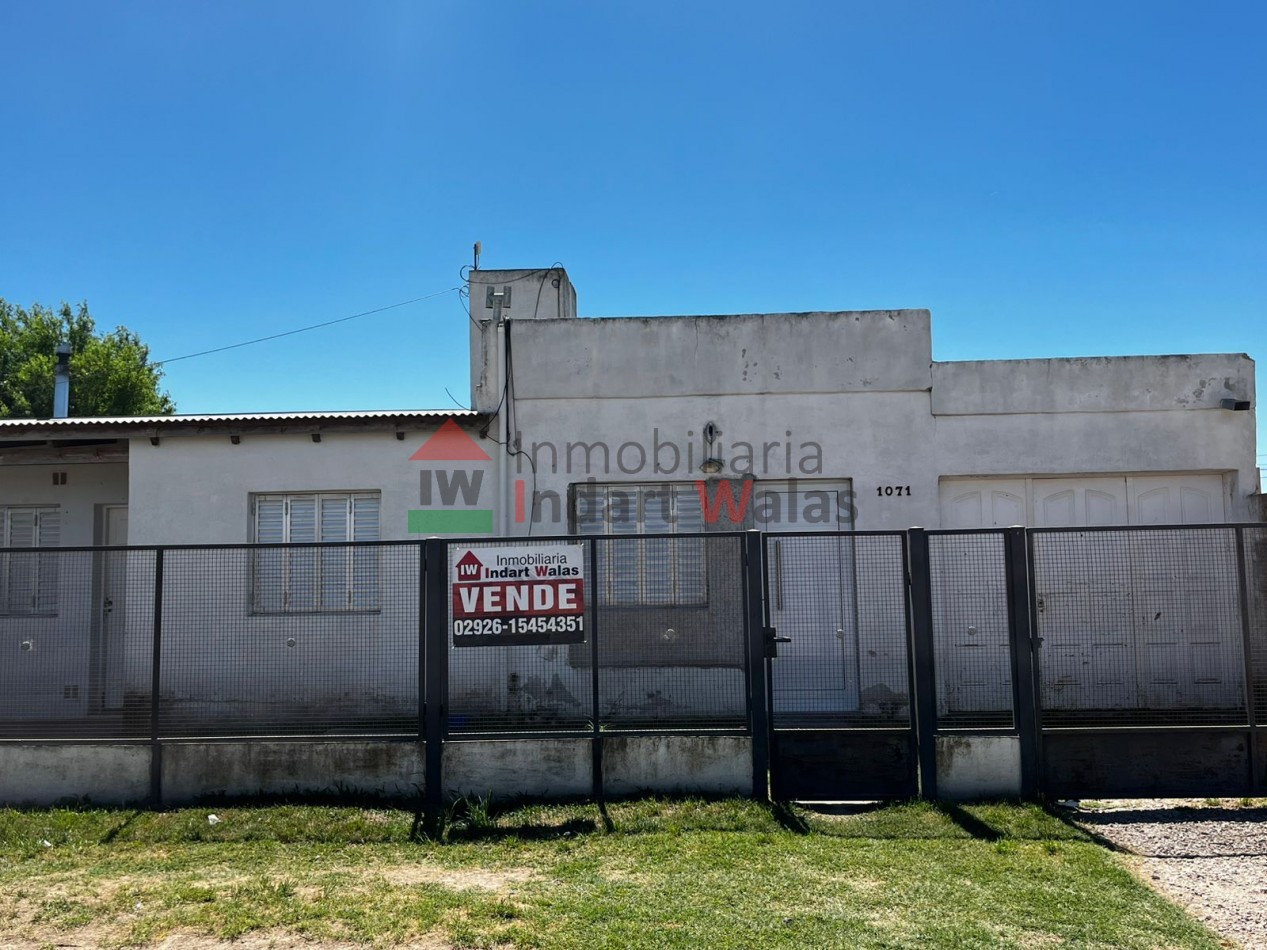 CASA DE BARRIO CON AMPLIACION. RETASADA!