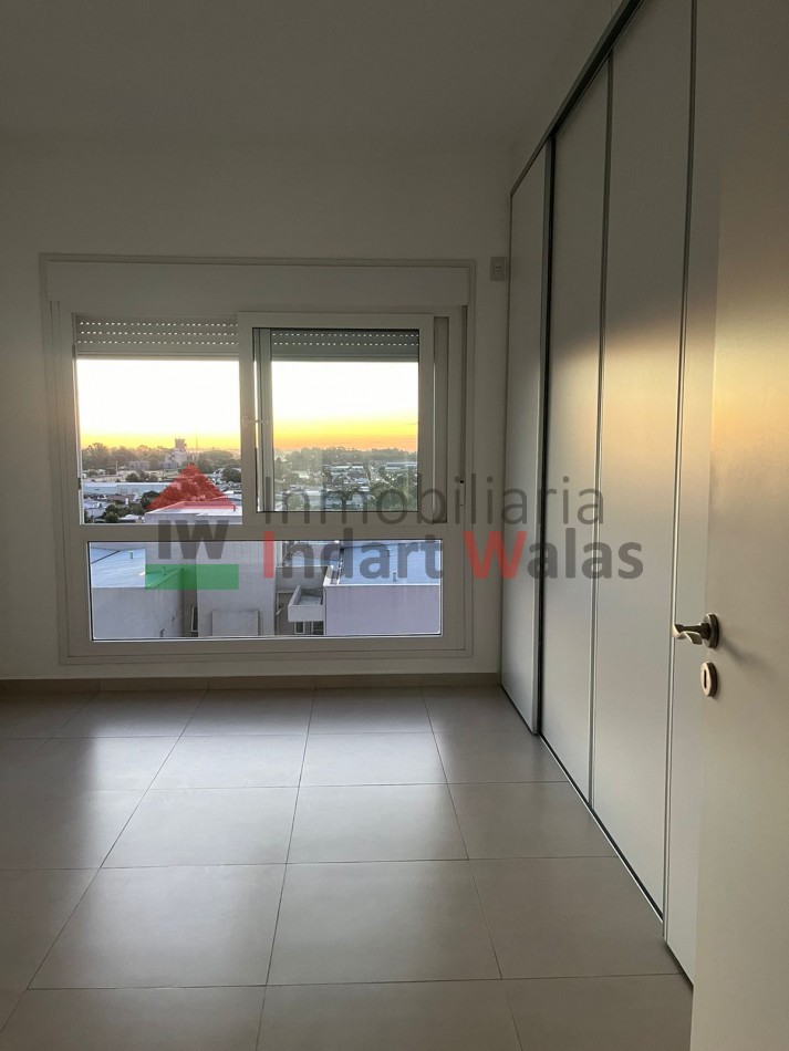 Impecable departamento 3 ambientes con cochera